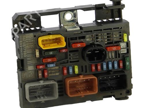 Used Fuse box Fuse box CITROËN C5 III Break (RW_) 2.0 HDi 140 (140 hp) 34529477 34529477