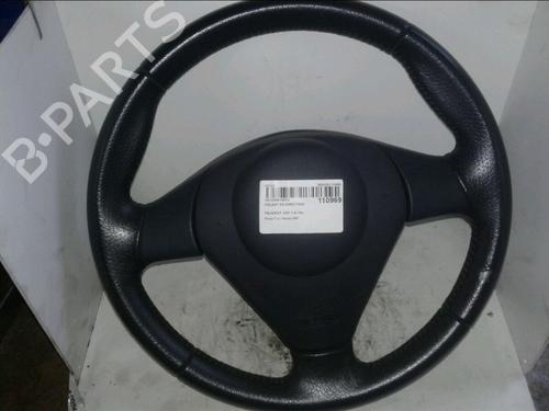 Used Steering wheel PEUGEOT 1007 (KM_) 1.4 16V (88 hp) 15749570
