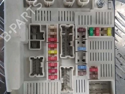 Used Fuse box Fuse box RENAULT GRAND SCÉNIC II (JM0/1_) 1.5 dCi (JM1E) (106 hp) 13214913 13214913
