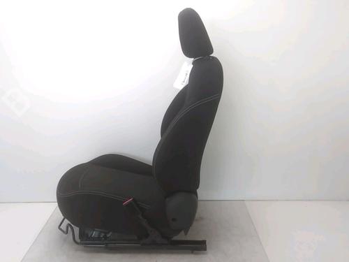 Used Right front seat Right front seat PEUGEOT 208 I (CA_, CC_) 1.6 HDi / BlueHDi 75 (75 hp) 23564027 23564027