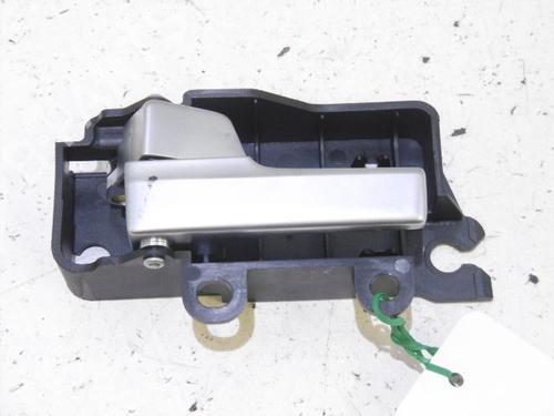 Used Rear left interior door handle Rear left interior door handle 15756170 15756170