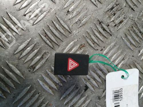 Used Warning switch VW GOLF VI (5K1) 1.6 TDI (105 hp) 11996574