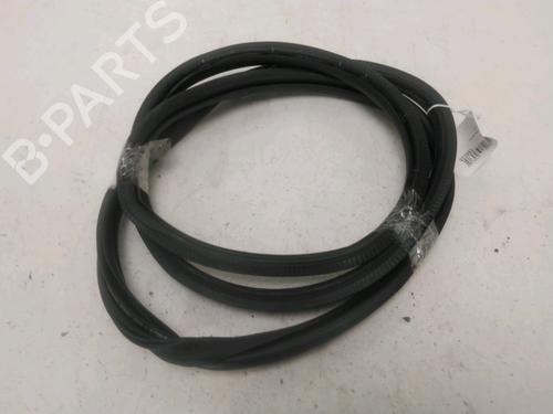 Used Rubber door seal CITROËN C3 III (SX) 1.5 BlueHDi 100 (SXYHYP, SXYHTU) (102 hp) 29442611