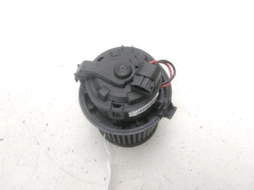 Used Heater blower motor Heater blower motor CITROËN C3 III (SX) 1.5 BlueHDi 100 (SXYHYP, SXYHTU) (102 hp) 29551546 29551546