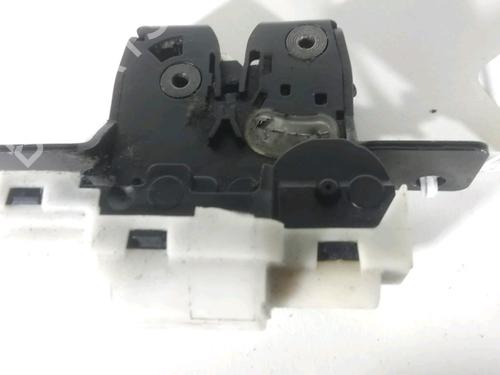 Used Tailgate lock RENAULT CLIO III (BR0/1, CR0/1) 1.5 dCi (BR0H, CR0H, CR1S, BR1S) (106 hp) 22186302