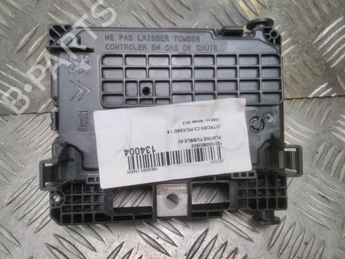 Used Fuse box CITROËN C3 Picasso (SH_) 1.6 HDI 90 (92 hp) 14980589