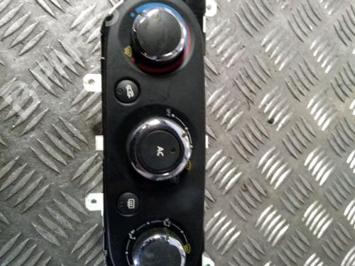 Used Climate control RENAULT CLIO IV (BH_) 1.5 dCi 75 (75 hp) 11996695