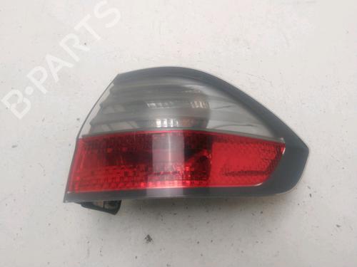 right-taillight-ford-s-max-wa6-2006-2007-2008-2009-2010-2011-2012-2013-2014-28572759 main image