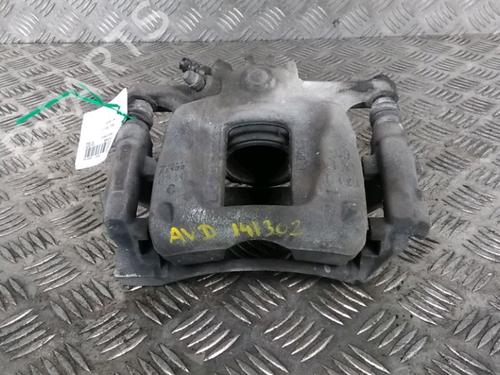 Used Right front brake caliper Right front brake caliper RENAULT TRAFIC III Van (FG_) 2.0 dCi 145 (FGML) (145 hp) 17823830 17823830