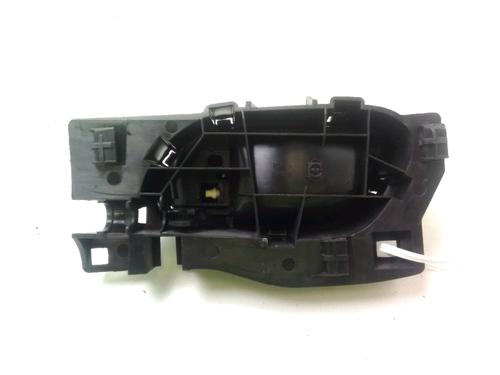 Used Front right interior door handle Front right interior door handle PEUGEOT PARTNER Tepee 1.6 BlueHDi 100 (100 hp) 28086989 28086989