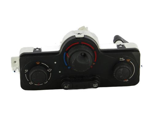 Used Climate control RENAULT CLIO III (BR0/1, CR0/1) 1.2 16V (BR02, BR0J, BR11, CR02, CR0J, CR11) (75 hp) 32354509