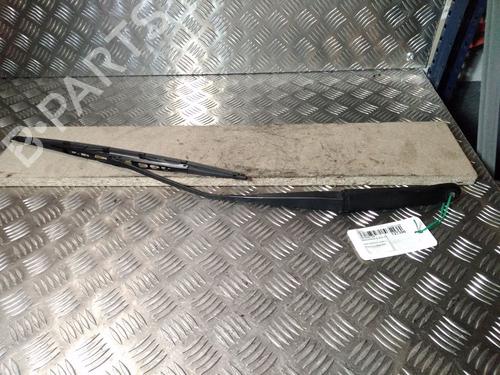 Used Front windshield wiper arm FIAT PUNTO (188_) 1.2 16V 80 (188.233, .235, .253, .255, .333, .353, .639,... (80 hp) 28285422