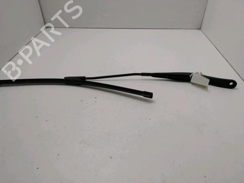 Front windshield wiper arm DACIA DUSTER (HM_) 1.5 dCi 110 (HMAB) | BP30825417C143