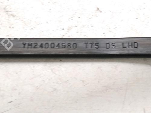 Used Front windshield wiper arm PEUGEOT RCZ 1.6 16V (156 hp) 30893253