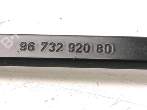 Used Front windshield wiper arm Front windshield wiper arm 30825414 30825414