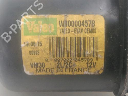 Used Front wiper motor CITROËN C3 II (SC_) 1.2 VTi 82 (82 hp) 26121263