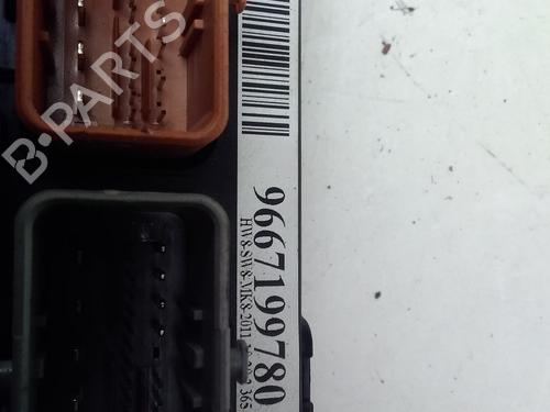 Used Fuse box Fuse box 36311296 36311296