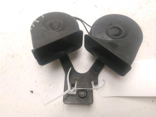 Horn RENAULT MEGANE III Grandtour (KZ0/1) 1.5 dCi (KZ09, KZ0D, KZ1G, KZ29, KZ14, KZ1W, KZ10, KZ1F,... (110 hp) 22535764