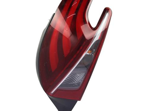 Used Right taillight Right taillight 33680280 33680280