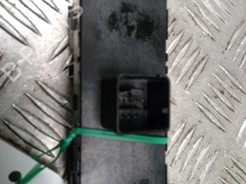 Used Left front window switch Left front window switch VW GOLF V Variant (1K5) 1.9 TDI (105 hp) 13544925 13544925