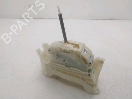 Used Gear lever KIA SPORTAGE IV (QL, QLE) 1.7 CRDi (141 hp) 29046670