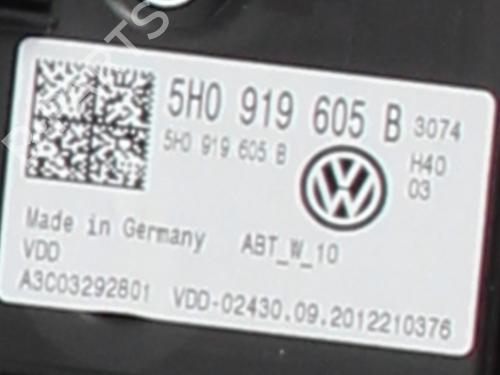 Used Display monitor VW CADDY V Box Body/MPV (SBA, SBH) 2.0 TDi (102 hp) 32038660