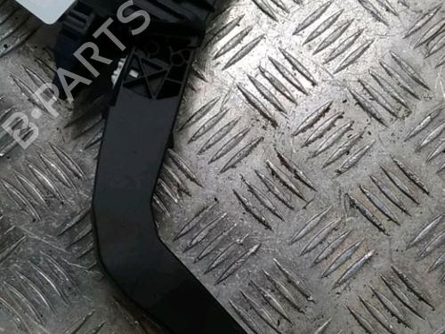 Used Pedal PEUGEOT 2008 II (UD_, US_, UY_, UJ_, UR_, UC_) 1.5 BlueHDI 100 (102 hp) 17241885