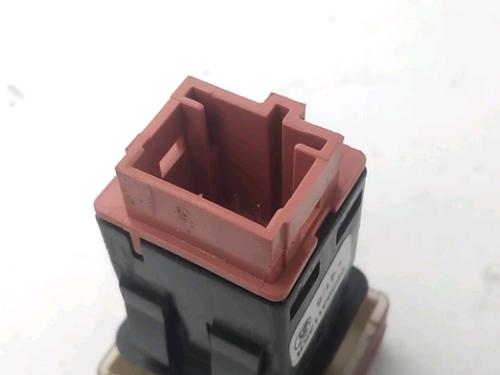 Used Warning switch Warning switch CITROËN BERLINGO Box Body/MPV (B9) 1.6 HDi 90 (90 hp) 33998152 33998152