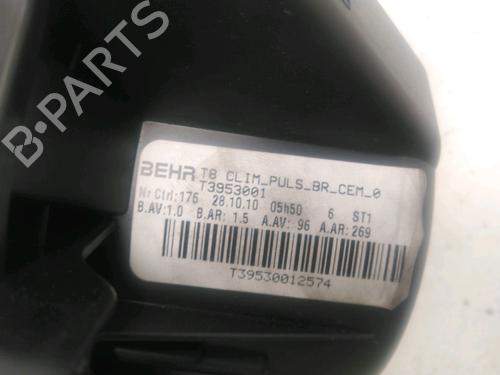 Used Heater blower motor PEUGEOT 3008 I MPV (0U_) 1.6 HDi (112 hp) 25706074
