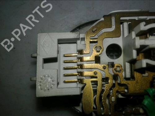 Used Interior roof light Interior roof light RENAULT MEGANE II Estate (KM0/1_) 1.9 dCi (KMRG, KM1G, KM0G, KM2C) (120 hp) 15757498 15757498