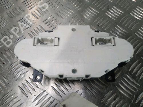 Used Climate control Climate control 25041152 25041152