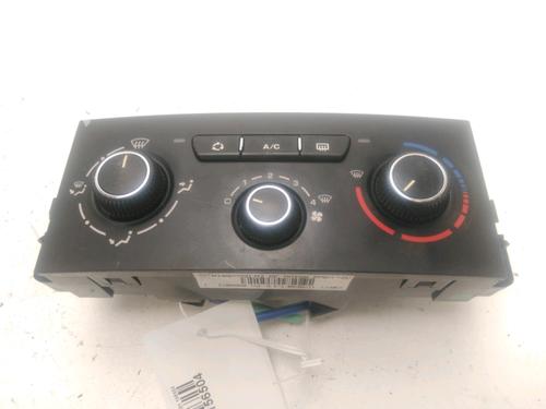 Used Climate control Climate control 25796609 25796609