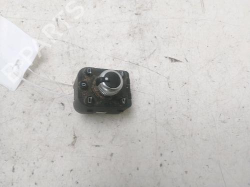 Spejlkontakt AUDI Q3 (F3B) 35 TDI (150 hp) 29442585