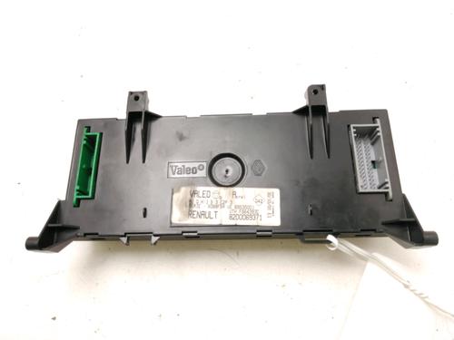 Used Climate control RENAULT CLIO II (BB_, CB_) 1.6 16V (BB01, BB0H, BB0T, BB14, BB1D, BB1R, BB2KL, BB3G... (107 hp) 30366207