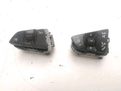 Used Switch Switch OPEL MERIVA B MPV (S10) 1.6 CDTI (75) (95 hp) 22998124 22998124