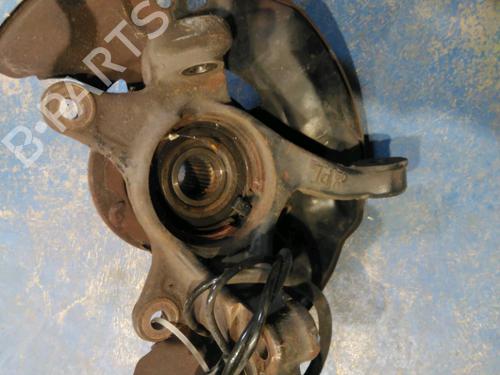 Used Right front steering knuckle Right front steering knuckle TOYOTA YARIS (_P9_) 1.0 VVT-i (KSP90_, KSP90R) (69 hp) 36311298 36311298