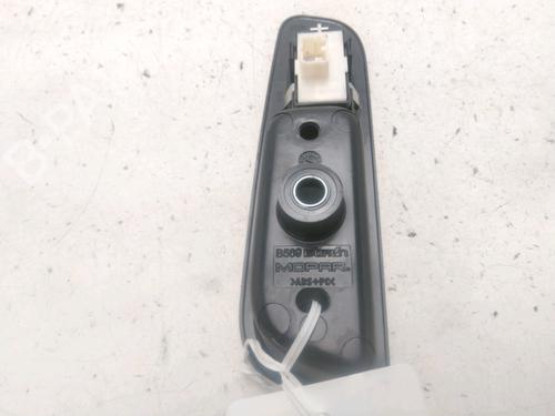 Used Right rear window switch Right rear window switch JEEP RENEGADE SUV (BU, B1, BV) 1.6 CRD (120 hp) 28526524 28526524