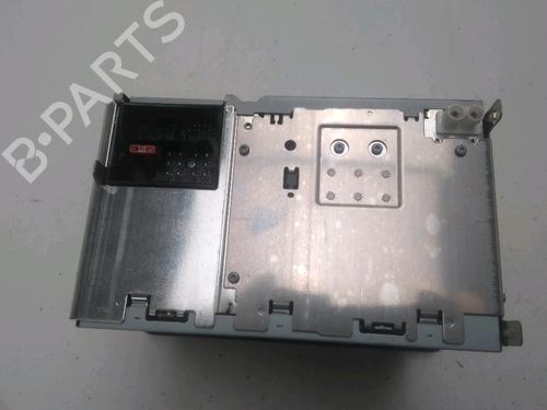 Used Radio Radio AUDI A3 Sportback (8PA) 1.6 TDI (105 hp) 24882061 24882061