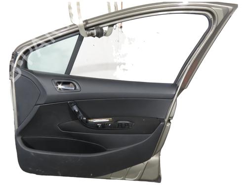 Used Right front door Right front door 37253082 37253082