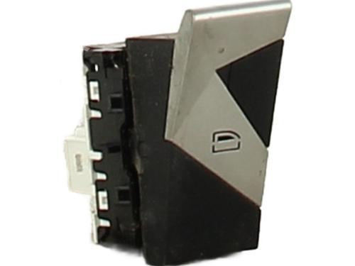 Used Left front window switch Left front window switch DS DS 3 / DS 3 CROSSBACK (UR_, UC_, UJ_) 1.5 BlueHDi 100 (UCYHYJ) (102 hp) 33998350 33998350