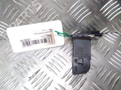 Used Mass air flow sensor PEUGEOT RIFTER 1.5 BlueHDi 100 (102 hp) 15747007