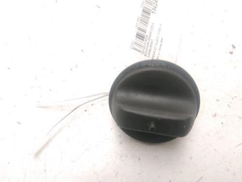 fuel-flap-renault-clio-iii-br01-cr01-2005-2006-2007-2008-2009-2010-2011-2012-2013-2014-23125454 main image