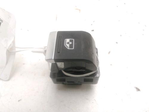 Used Left rear window switch Left rear window switch AUDI Q3 (F3B) 35 TDI (150 hp) 29469520 29469520