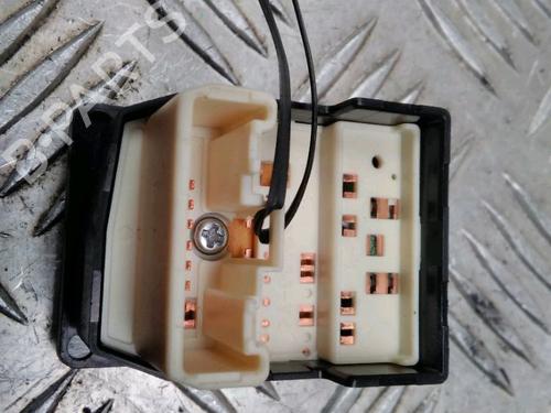 Used Mirror switch TOYOTA COROLLA Verso (ZER_, ZZE12_, R1_) 2.2 D-4D (AUR10_, AUR10R) (136 hp) 13080946