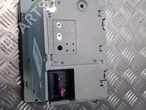 Used Radio SKODA OCTAVIA II (1Z3) 2.0 TDI (136 hp) 13080459