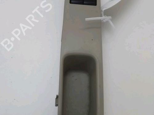 Used Left front window switch NISSAN MICRA III (K12) 1.2 16V (80 hp) 17784309