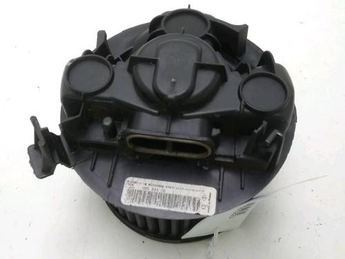 Heater blower motor RENAULT CLIO III (BR0/1, CR0/1) 1.5 dCi (C/BR0G, C/BR1G) | BP19702144M62 