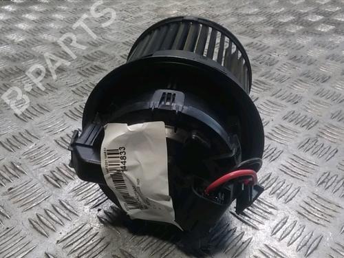 Used Heater blower motor Heater blower motor CITROËN C3 III Van (SX_, SY_) BlueHDi 100 (102 hp) 15723848 15723848