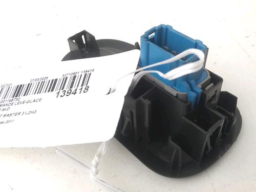 Used Switch Switch RENAULT MASTER III Van (FV) 2.3 dCi 145 FWD (FV0E, FV0F, FV0H, FV02, FV0M, FV0S,... (146 hp) 33894296 33894296