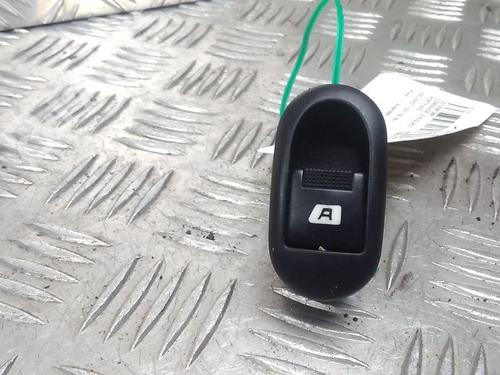 Used Left front window switch PEUGEOT 1007 (KM_) 1.6 16V (109 hp) 11517916